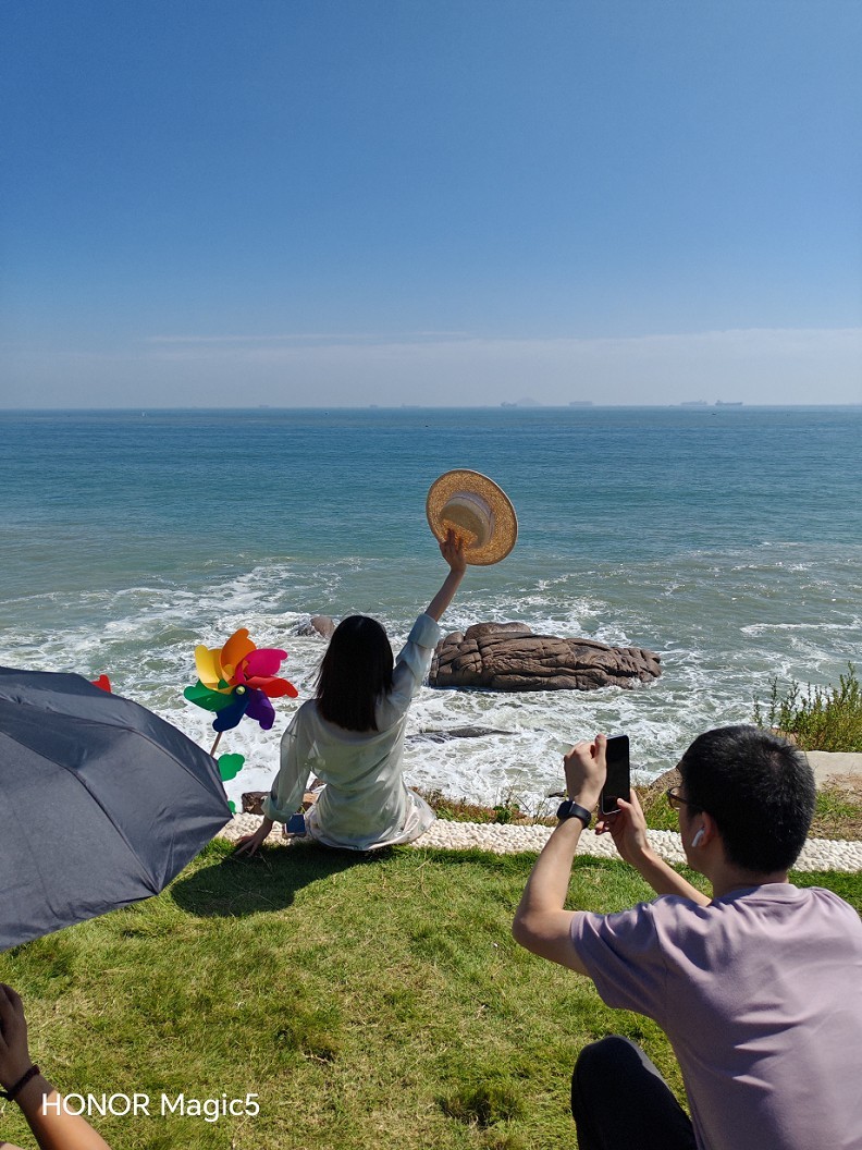 报到帖大爷就是老了天一热只剩下喘气得劲了好久没上贴了终于凉快点了赶紧上一贴哈哈！