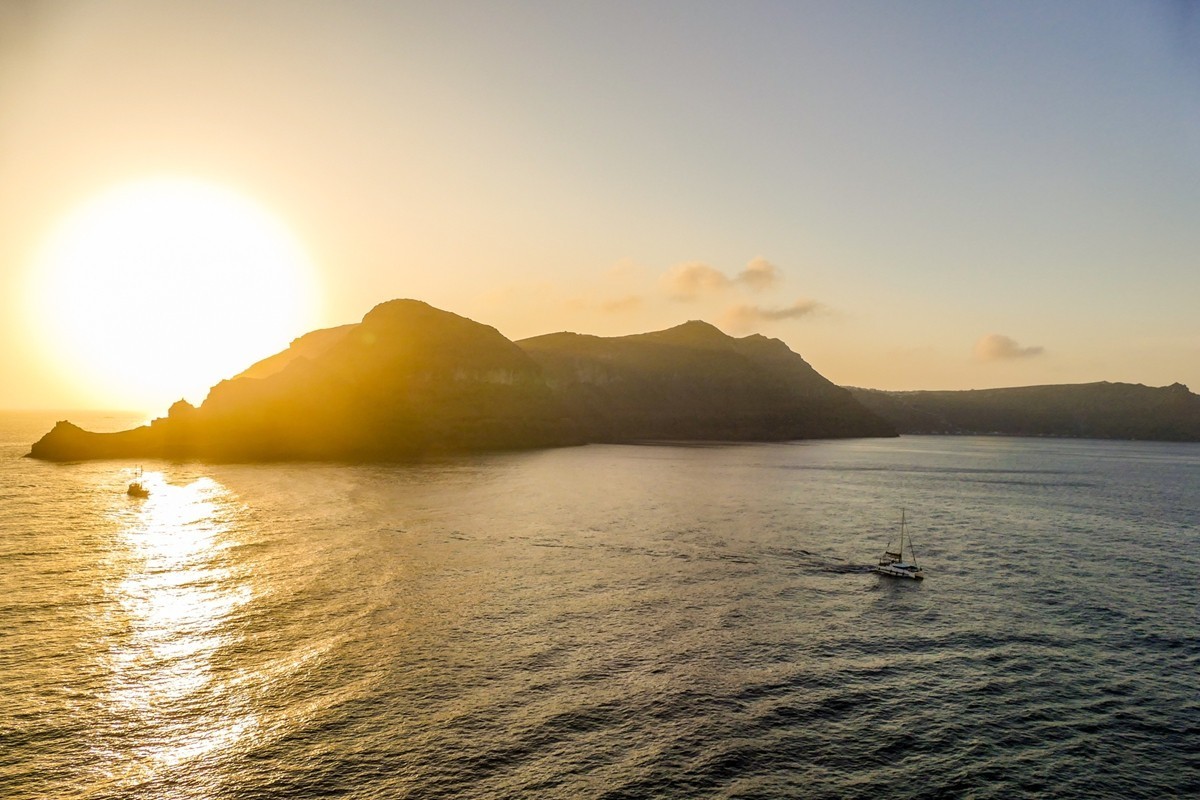日落“圣托尼尼”（Santorini）（希腊）