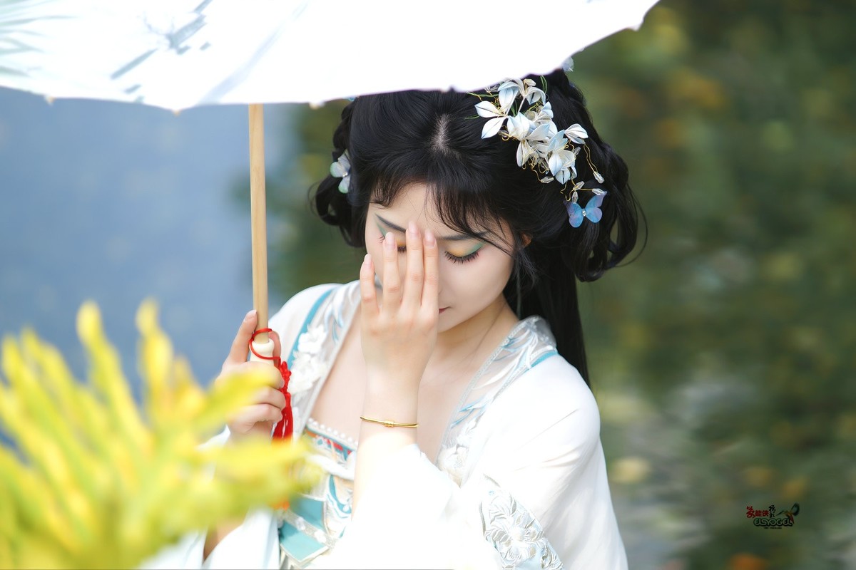 【水苑之花】---陈晨