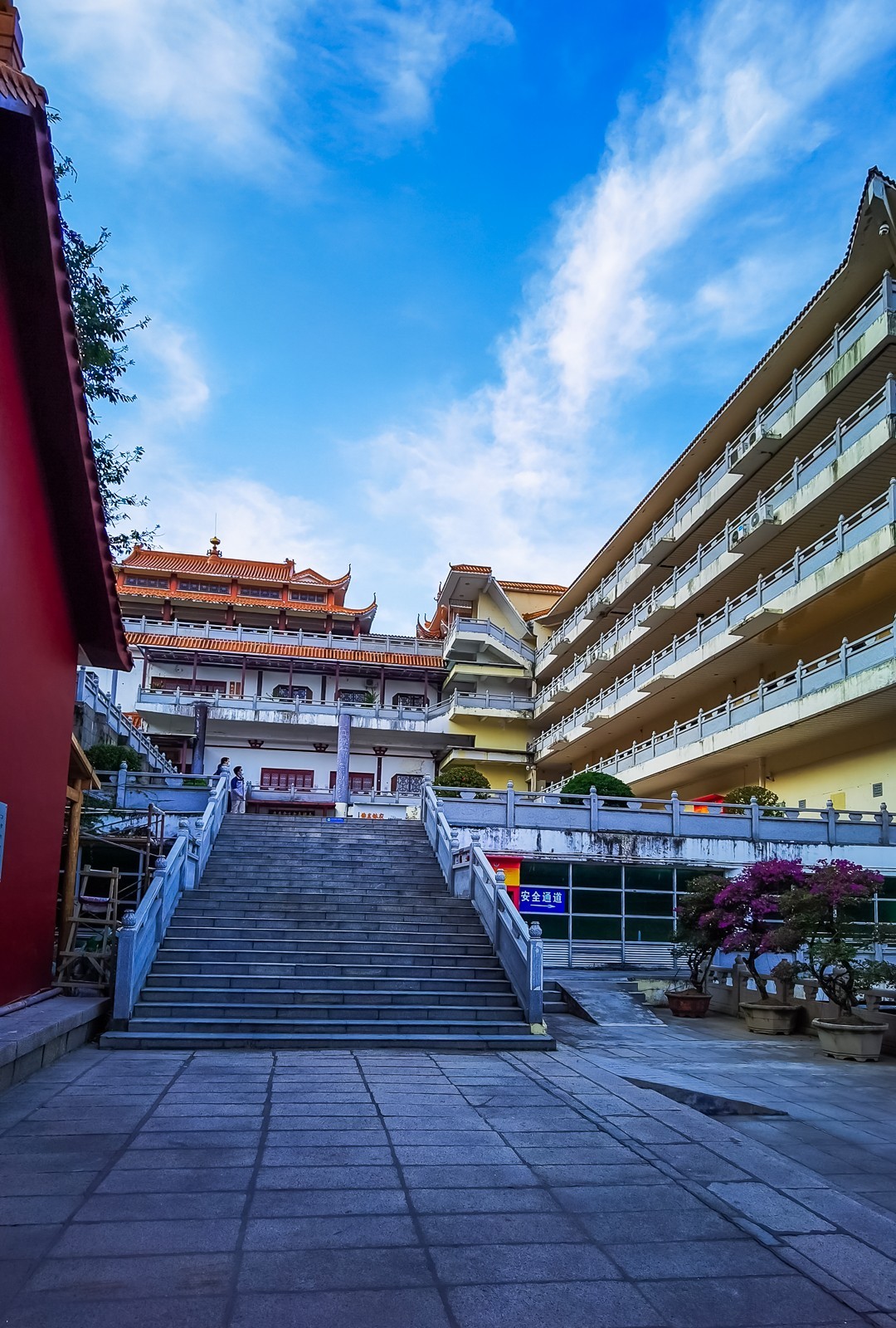 深圳弘法寺掠影