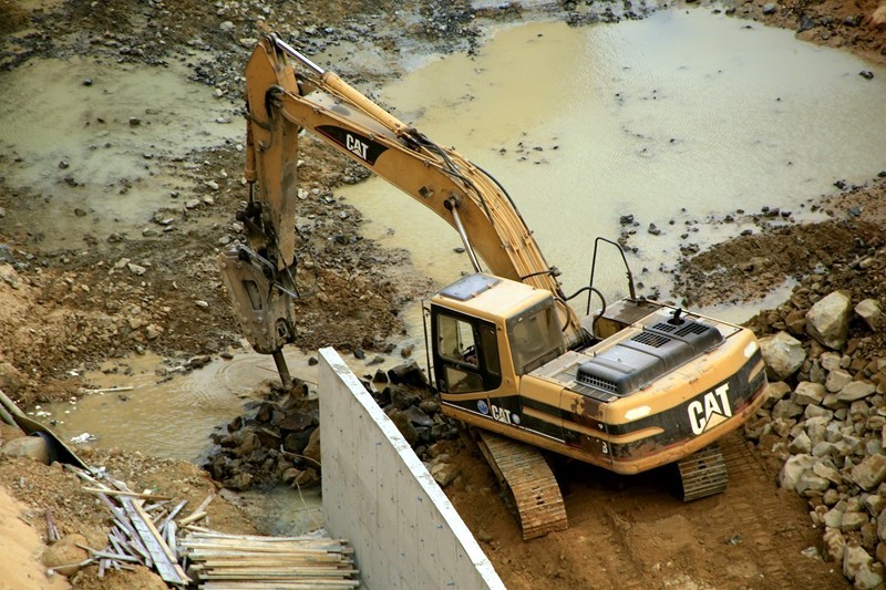 【不老松海南游摄日记】长島蓝湾的二期：用鑿崖机开挖河道！