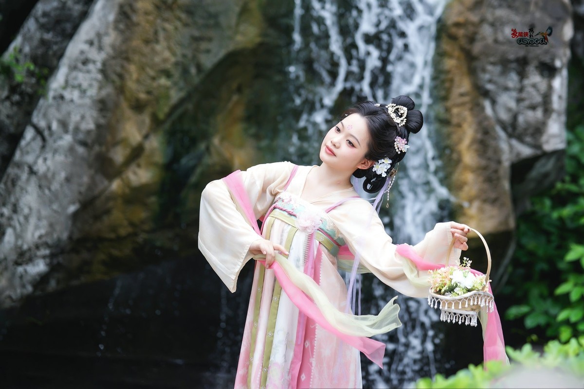 【水中花】---小越