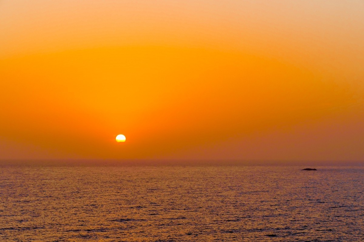 日落“圣托尼尼”（Santorini）（希腊）