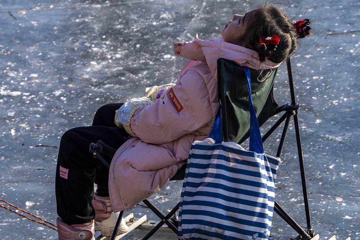 2501冬日暖阳，乐趣冰上。