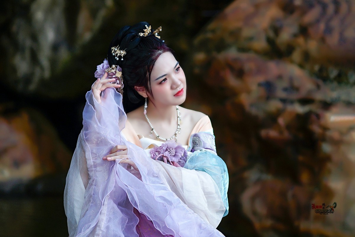 【石头花仙 】---馨馨