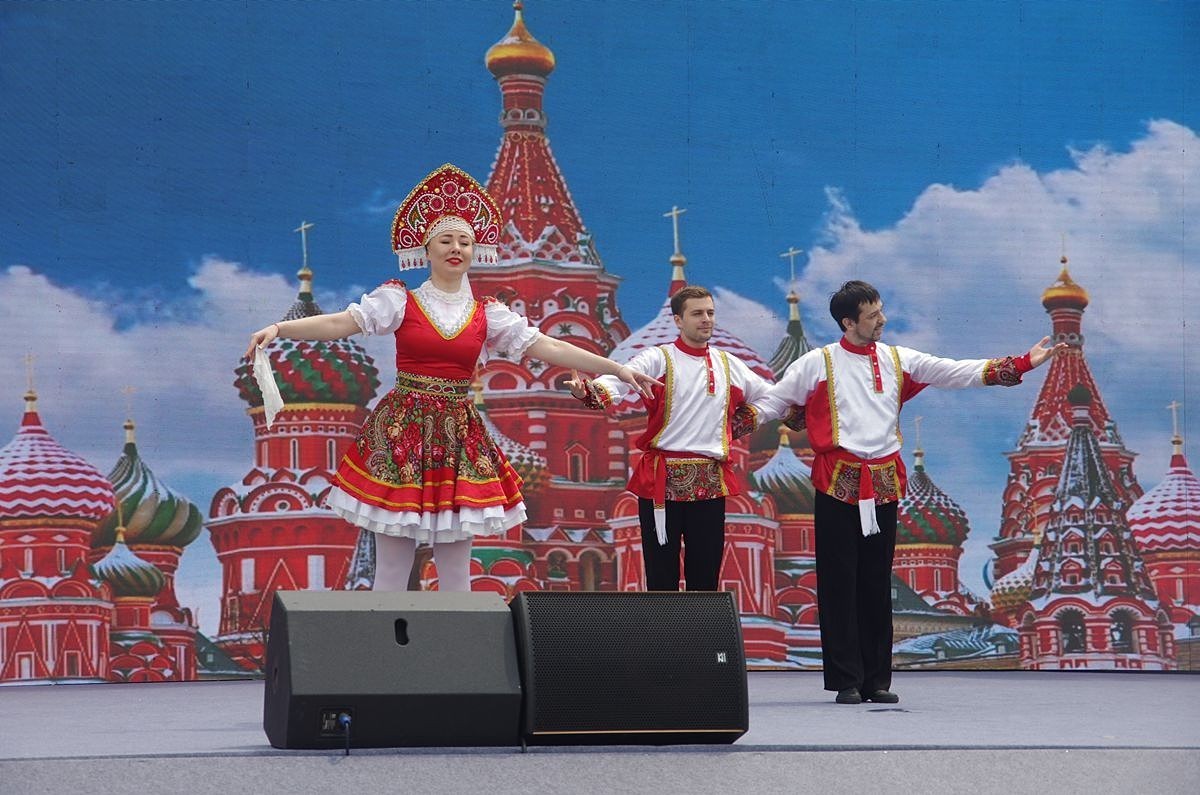 俄罗斯舞蹈--贺贴