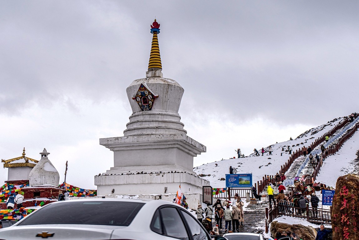 秋行川西高原--风雪折多山【9】