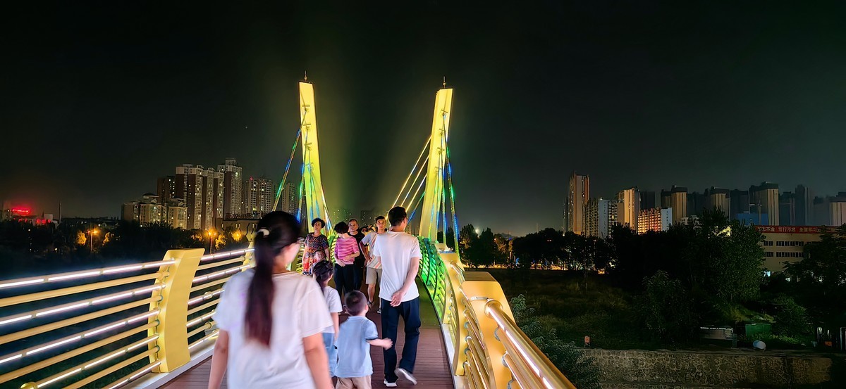 新地标网红桥（手机版）