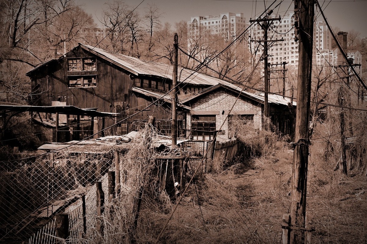 钢铁脊梁[历史遗址]