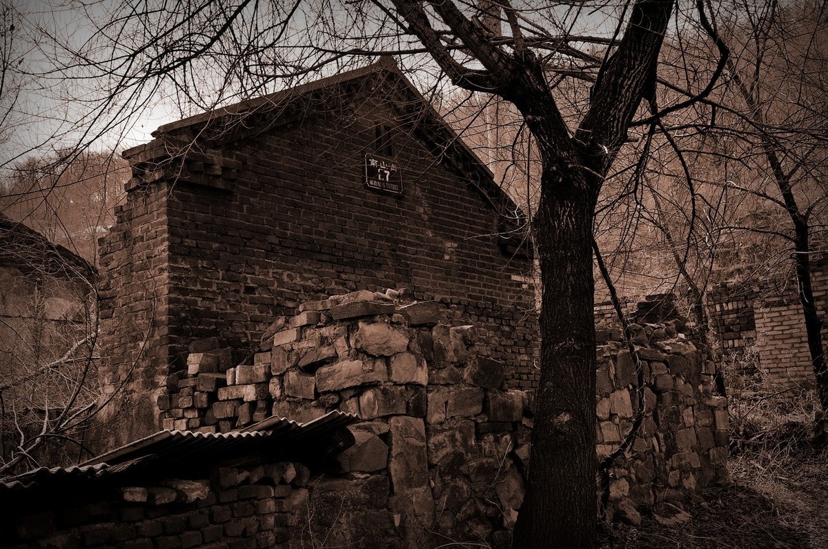 钢铁脊梁[历史遗址]