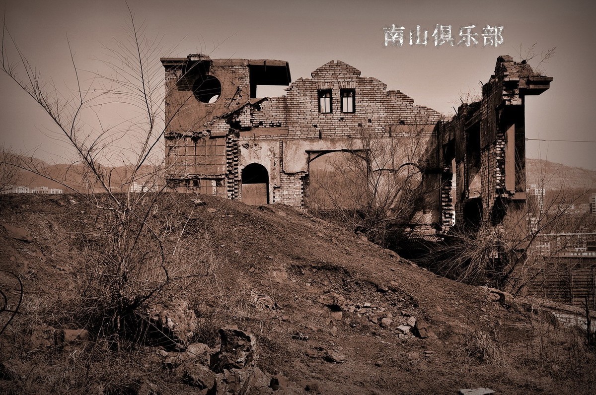 钢铁脊梁[历史遗址]