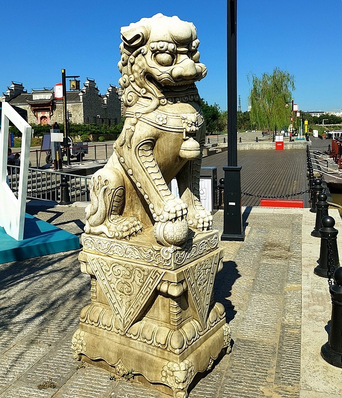 《不老松：纪实摄影》大美沧州系列報道：〔15〕百狮园！百狮园的石狮雄姿各异，历久沧