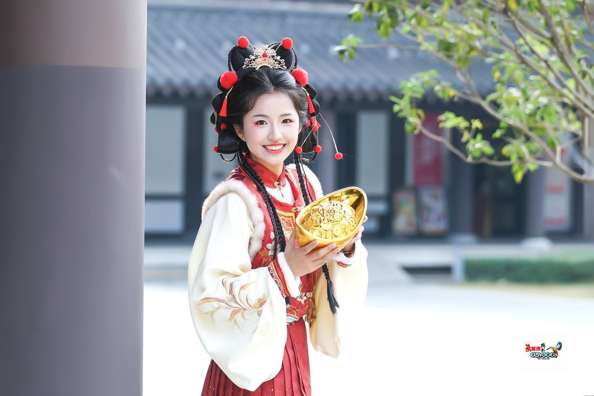 【小财神少女】---君君