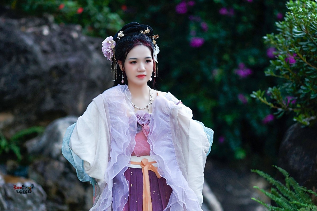 【石头花仙 】---馨馨