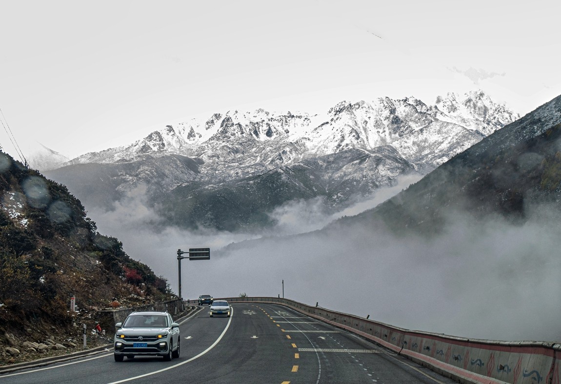 秋行川西高原--风雪折多山【9】