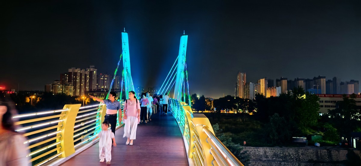 新地标网红桥（手机版）