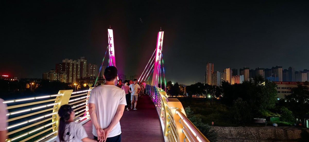 新地标网红桥（手机版）