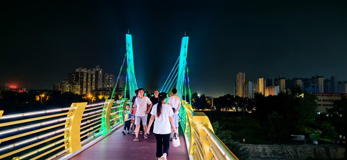 新地标网红桥（手机版）