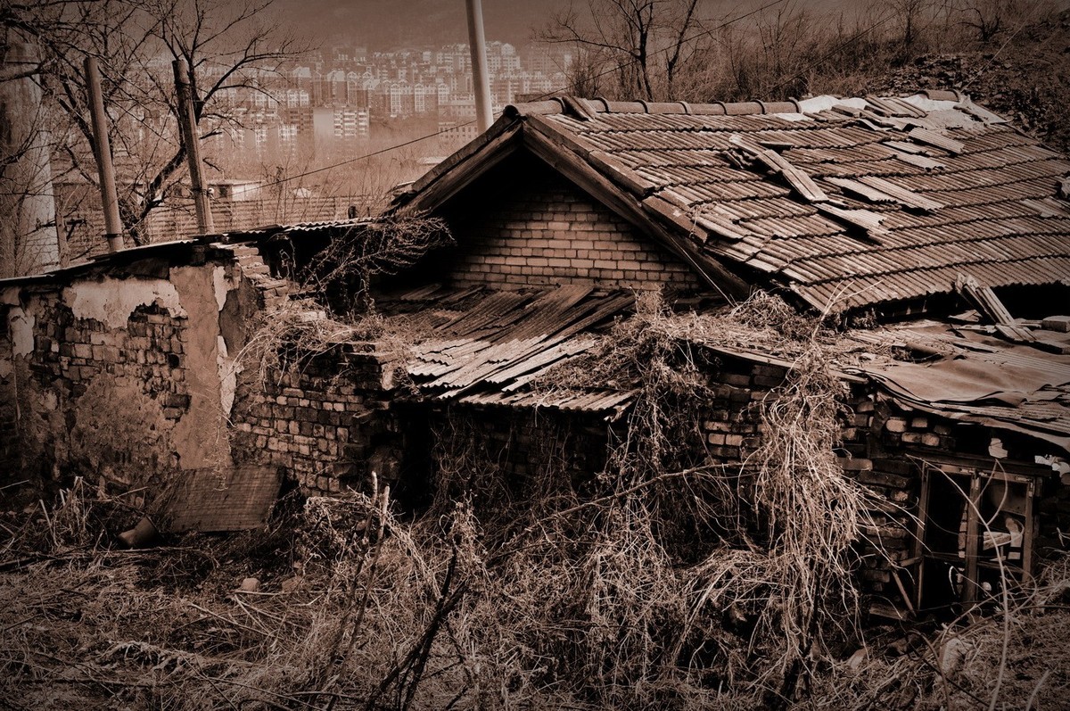 钢铁脊梁[历史遗址]