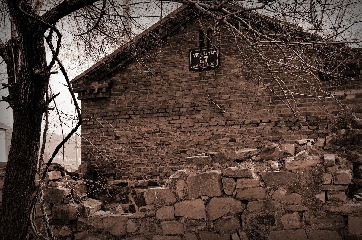 钢铁脊梁[历史遗址]