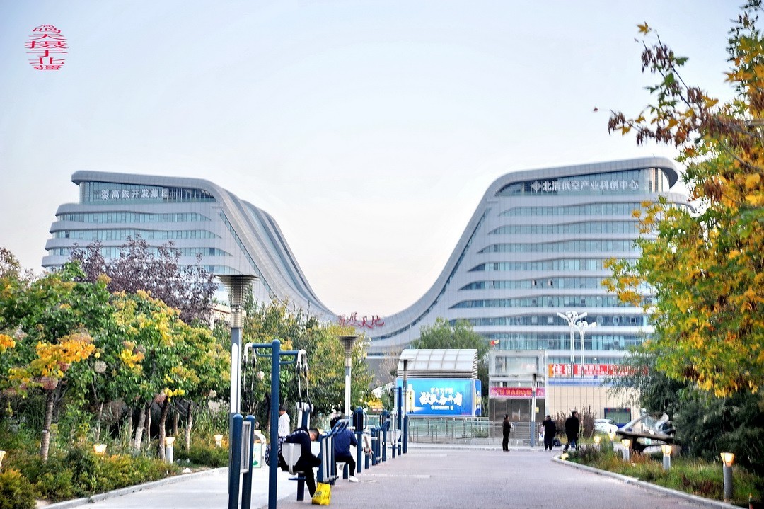 24.9.22北疆独山子打卡|     周鸣天