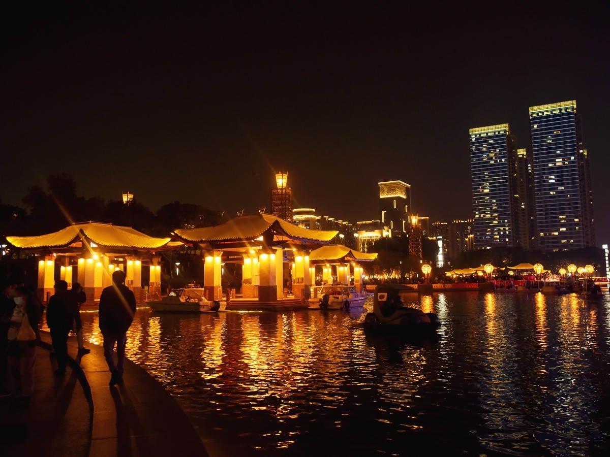 佛山千灯湖夜景