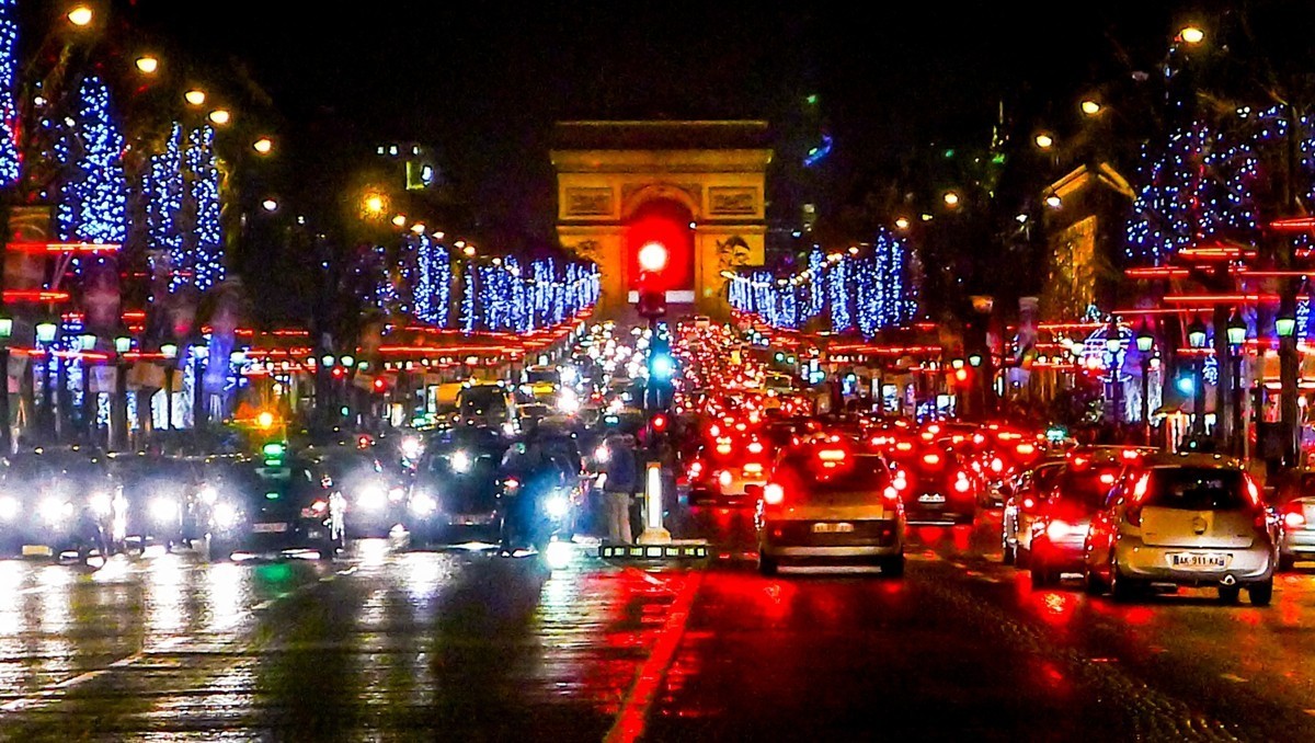 夜摄“巴黎”--拜年篇！！！