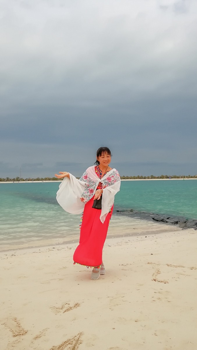 拜年篇--留影“阿布扎比”