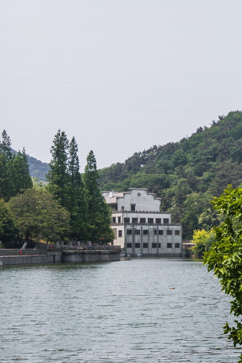 白 云 雁 水 随 拍