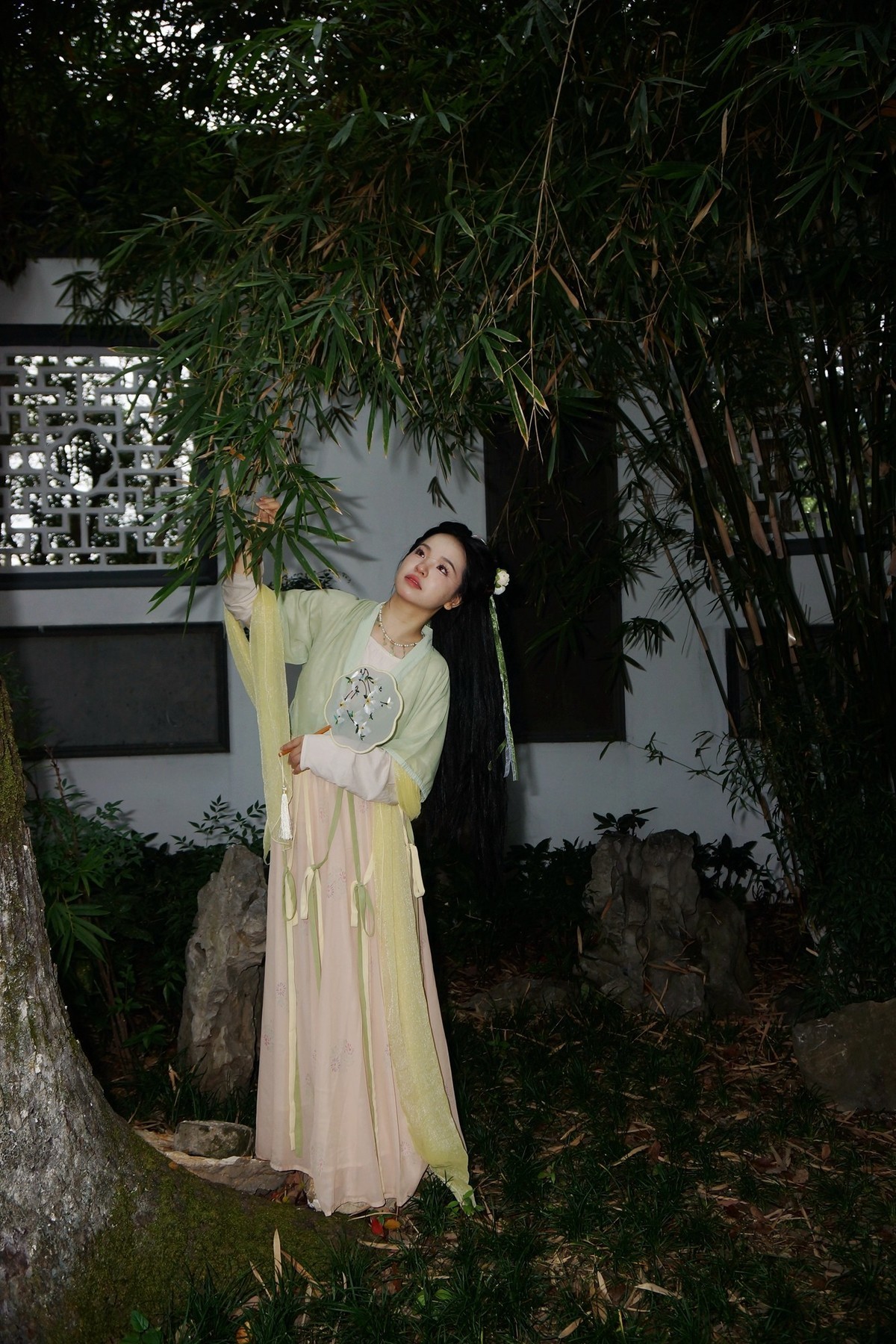 古琴台的古装美女！