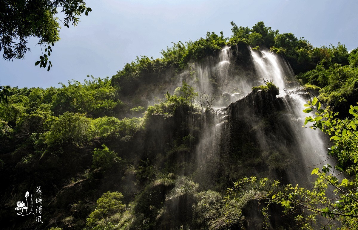 “马岭河峡谷一日游”