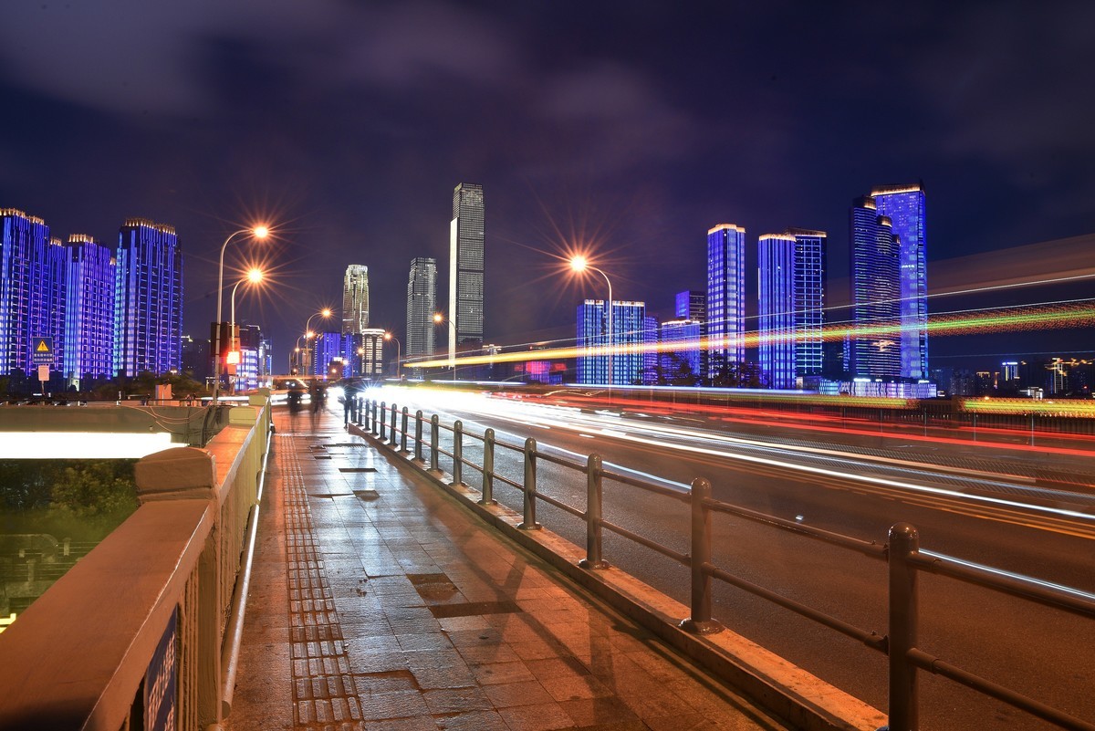 长沙湘江，夜景灿烂