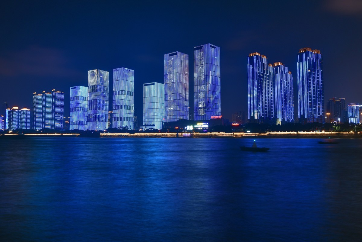 长沙湘江，夜景灿烂