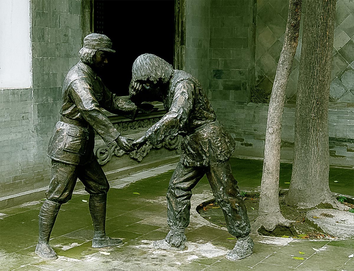 随                                       拍