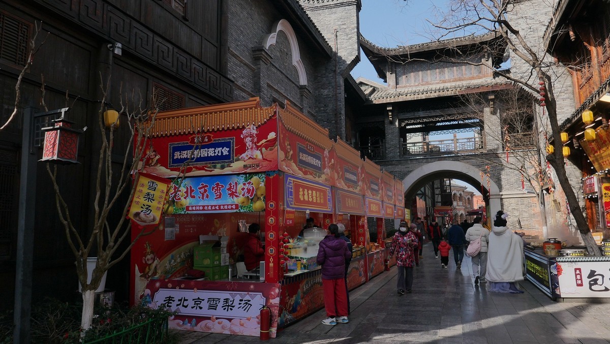 武汉映像---蛇年年前的汉口里！