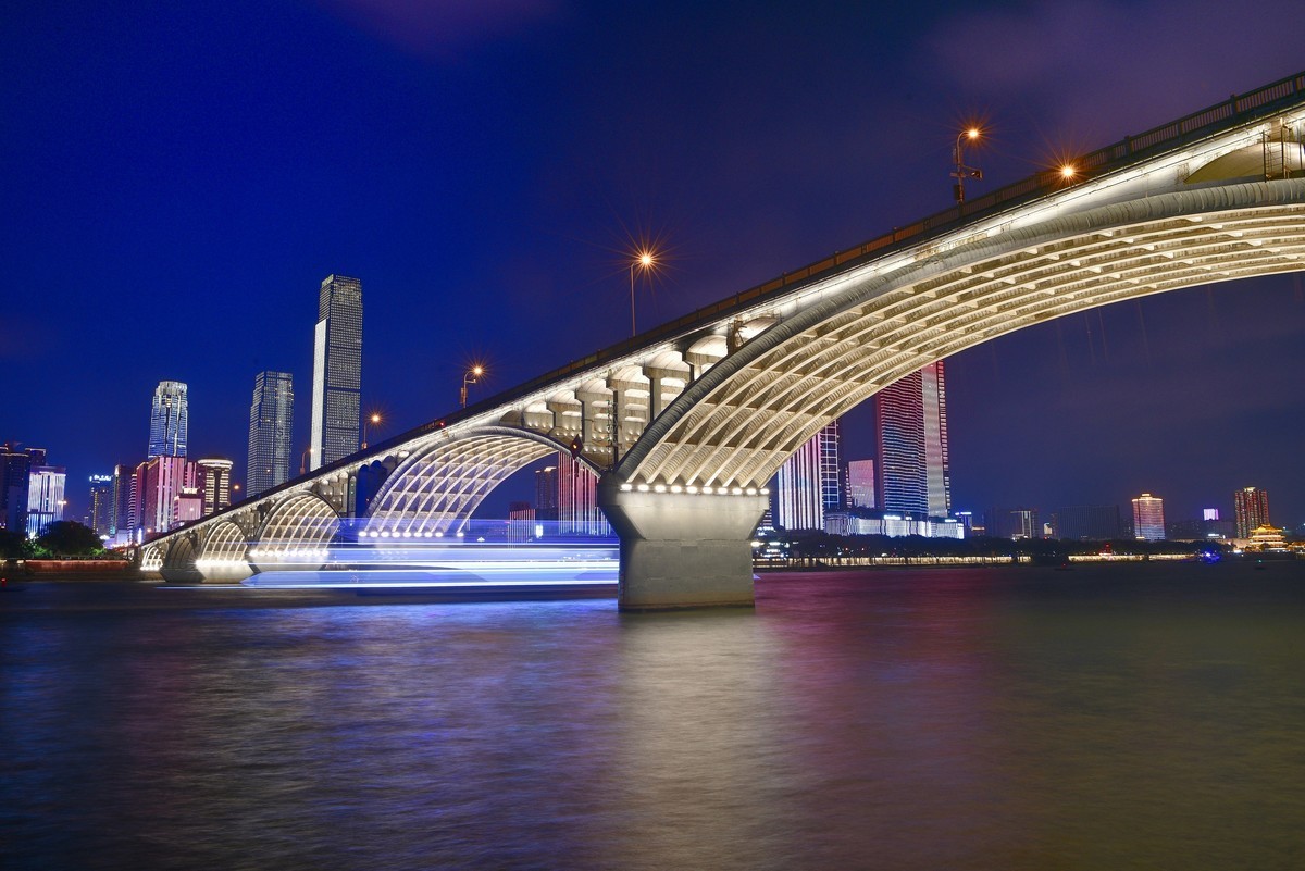 长沙湘江，夜景灿烂