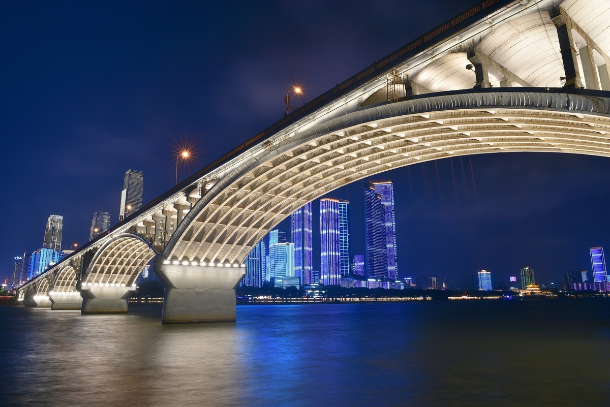长沙湘江，夜景灿烂