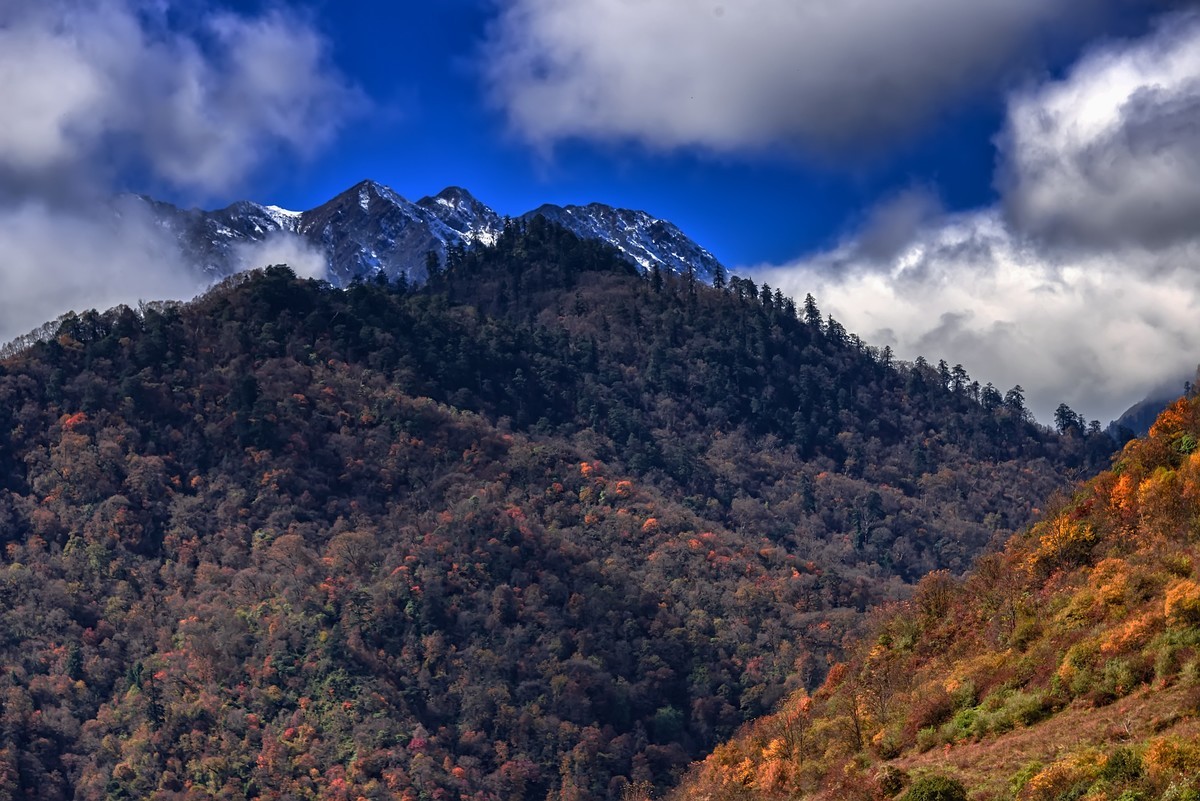 #留住美丽秋天#  2018. 10. 夹金山下 · 硗碛藏乡