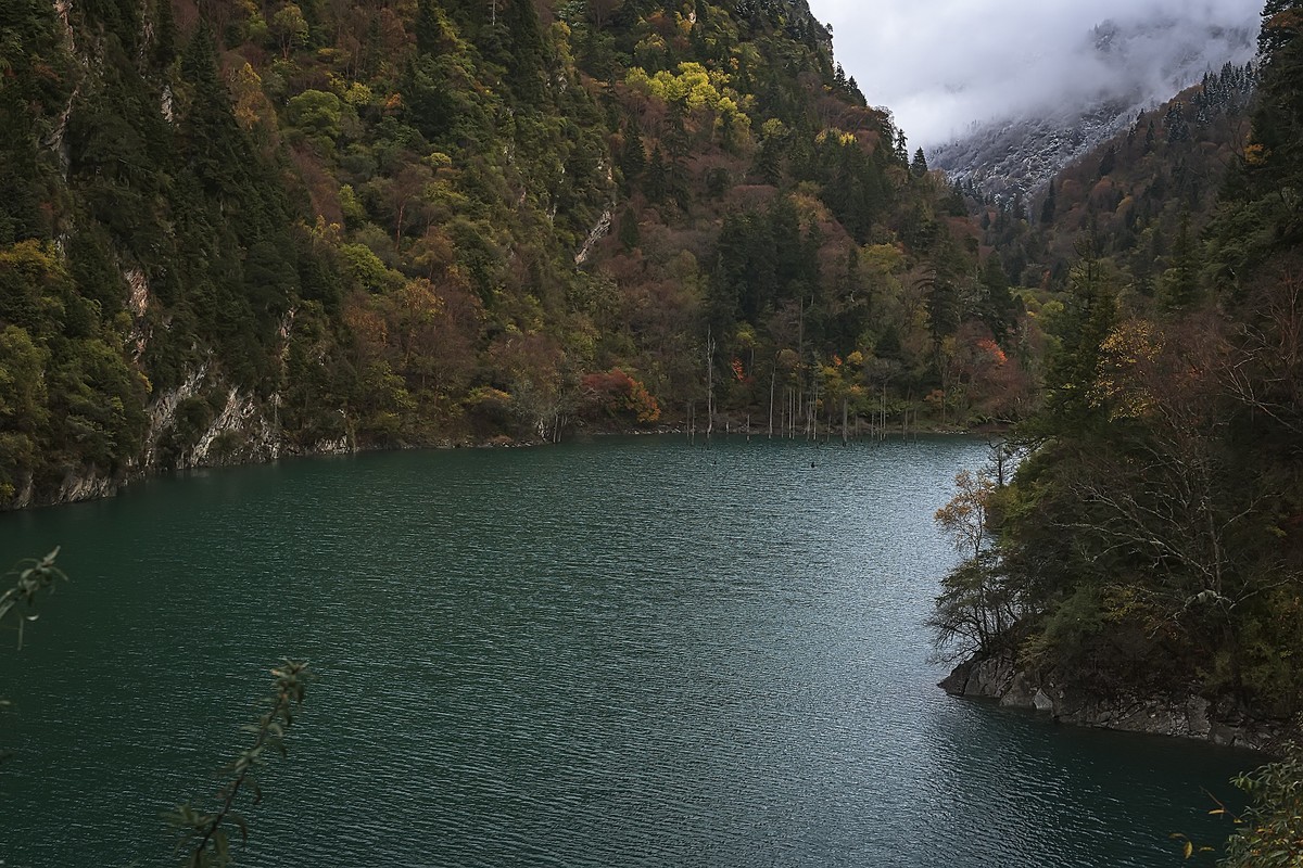 层林尽染松坪沟之长海