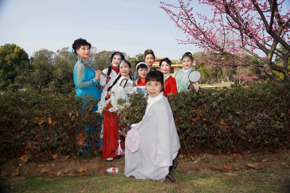 阳春三月赏春！