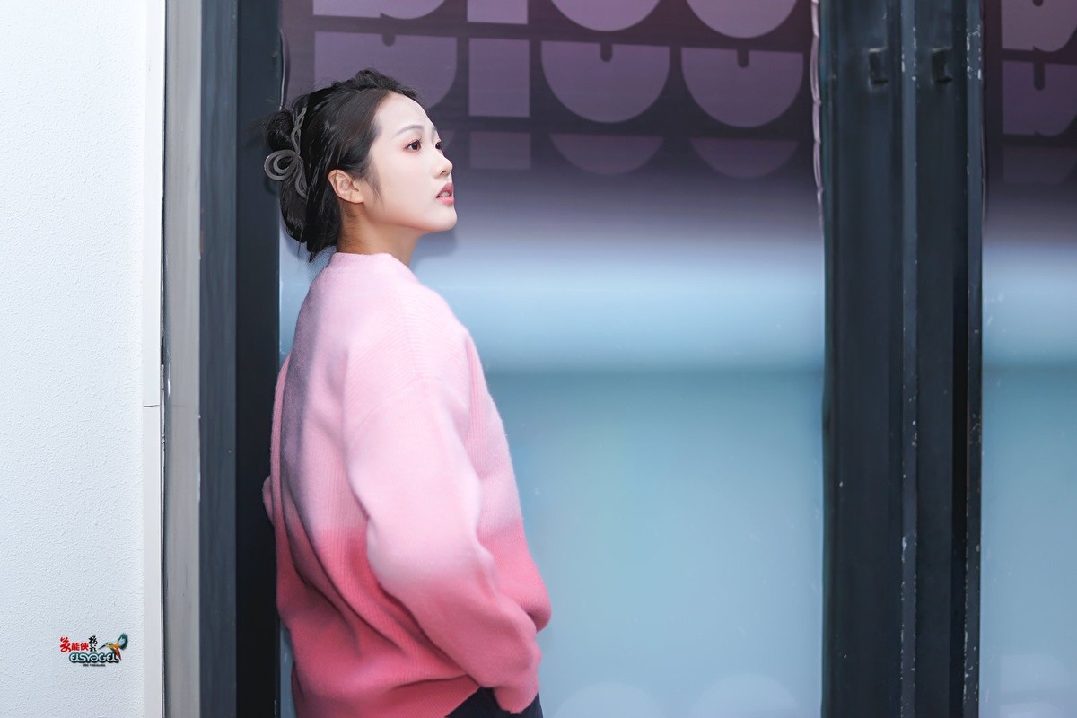 【冬日粉色少女】---小洁