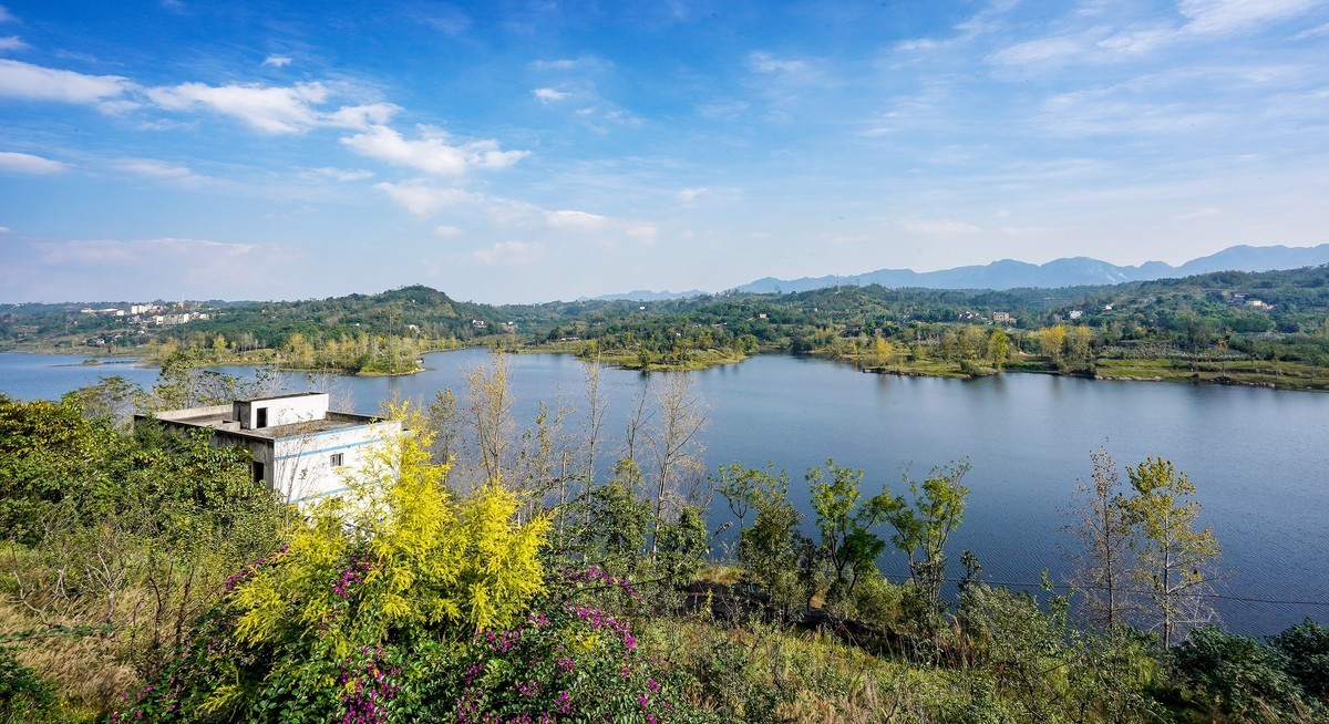 心旷神怡多宝湖
