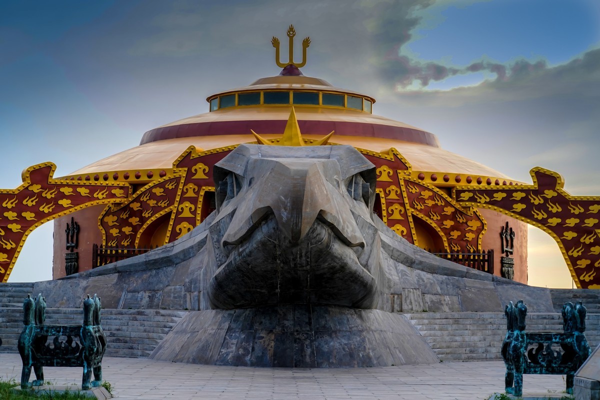 藏在京北草原大汗行宫里金戈铁马的峥嵘岁月