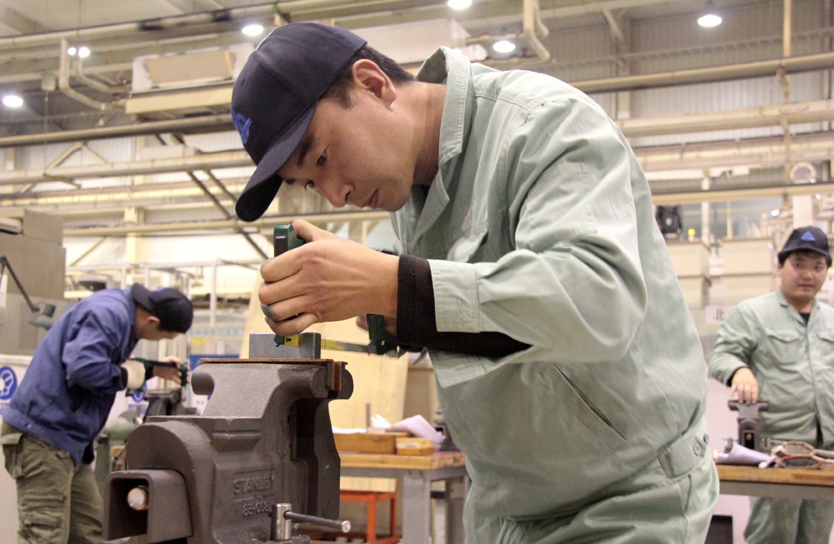 五一节，致敬辛勤劳作的工匠们