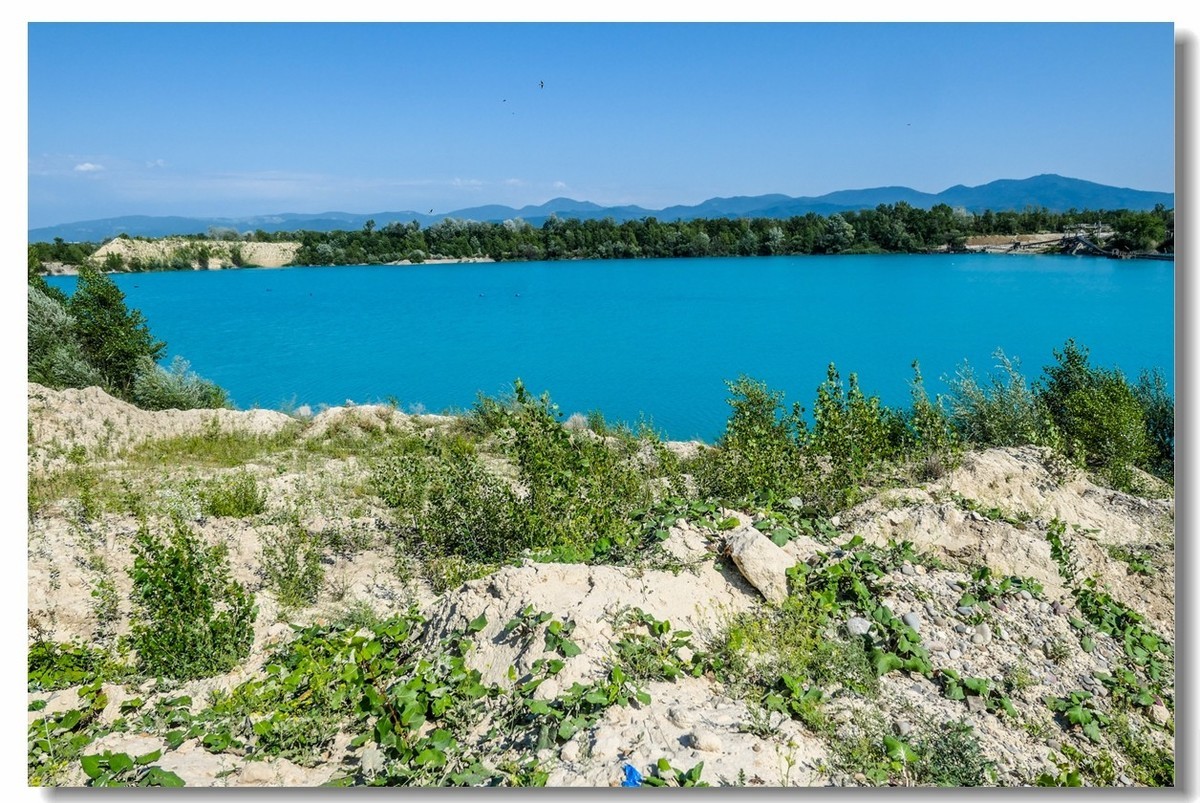 南德“人工湖”景