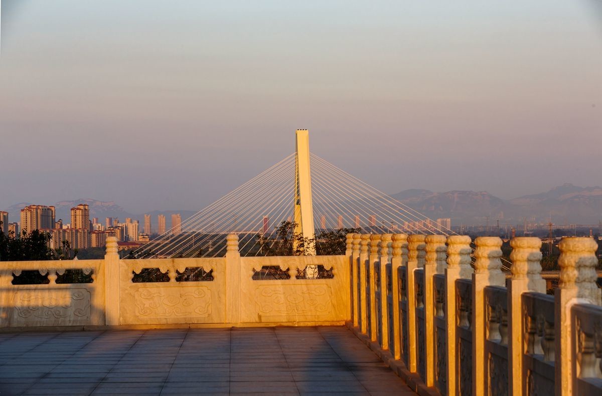 卧虎山公园的晨景