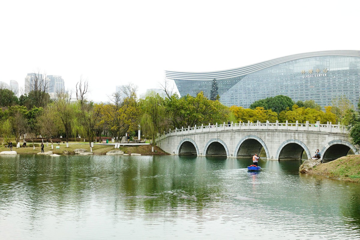 锦城湖的拍鸟人