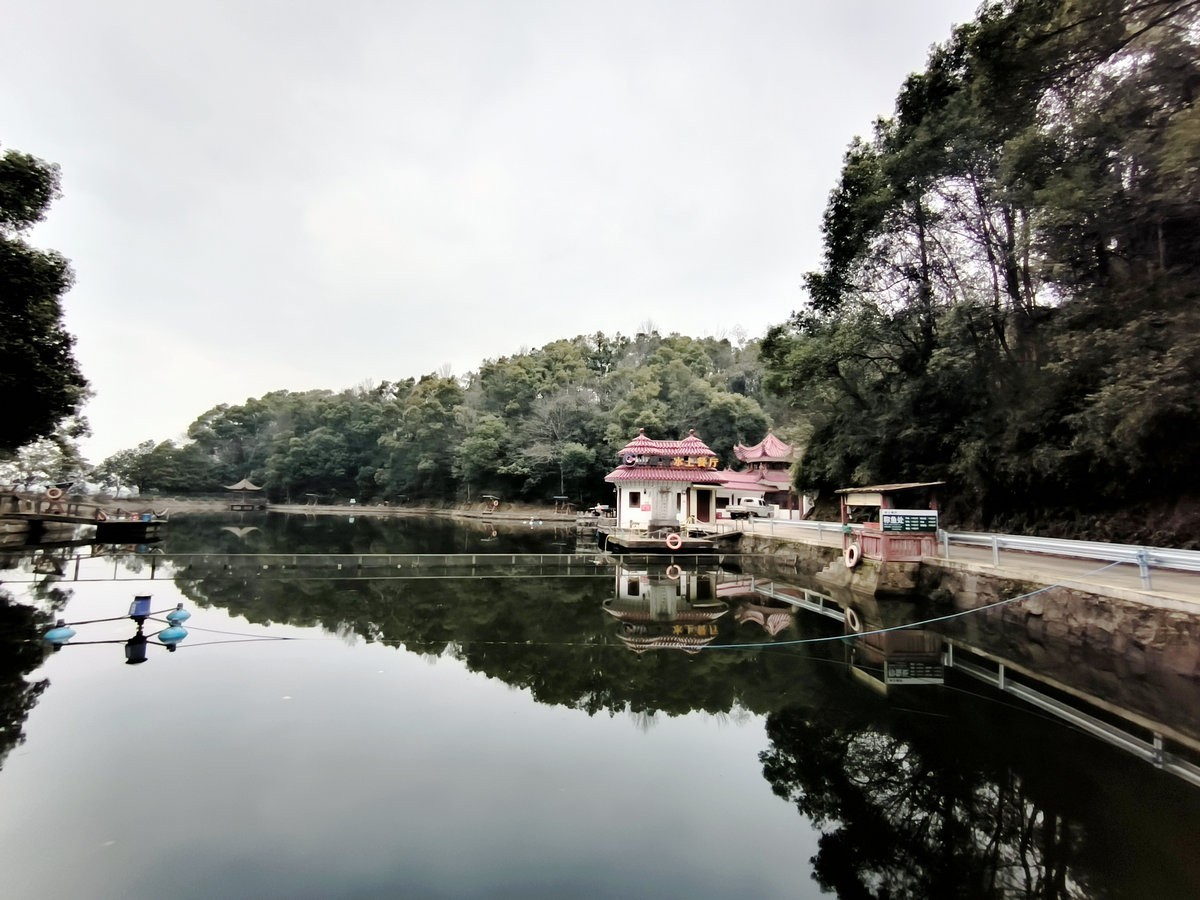 漫步星城 走街串巷（658）来碗河南烩面