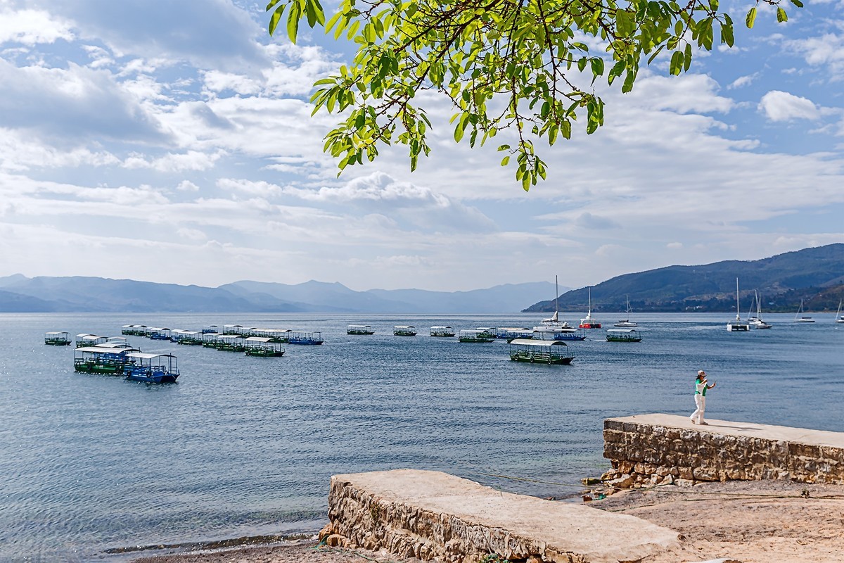 旅游记录 ：云南 · 玉溪 · 抚仙湖和笔架山