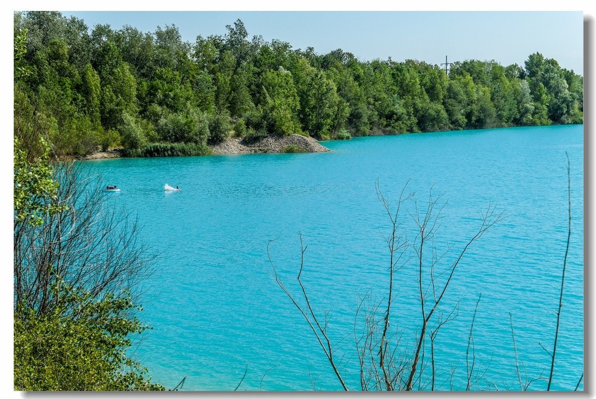 南德“人工湖”景